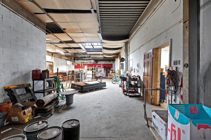 More Photos Of 118 E Pulaski St, Pulaski Storefront Retail Residential For Sale