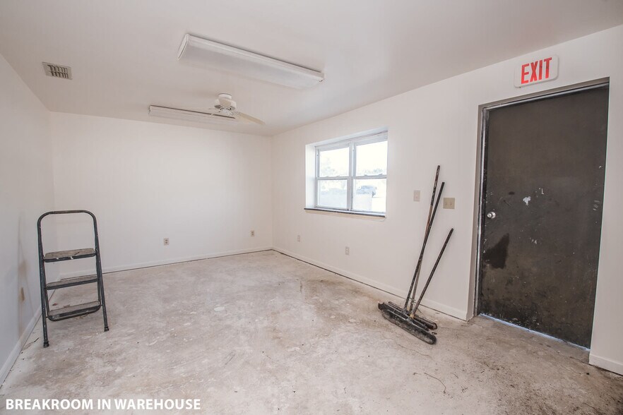 More Photos Of 12445 Grey Commercial Rd, Midland Warehouse For Sale
