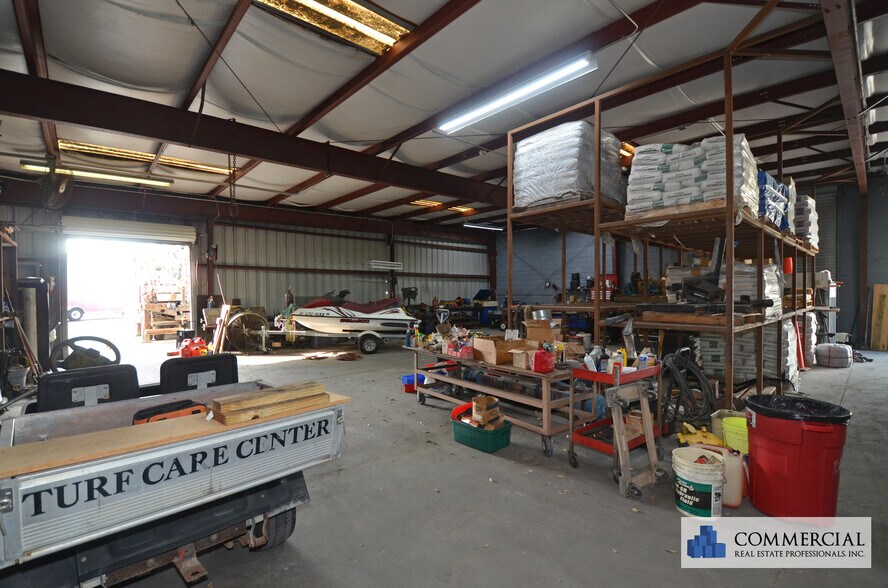 More Photos Of 3852 L B Mcleod Rd, Orlando Warehouse For Lease