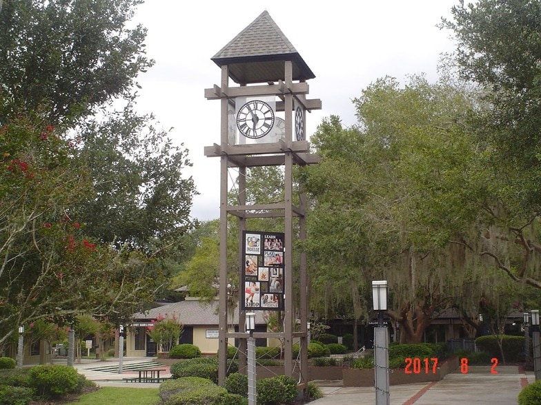 More Photos Of 2441 NW 43rd St, Gainesville Storefront For Sale