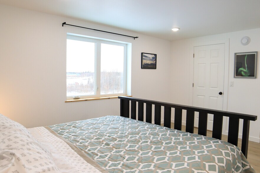 More Photos Of 2371 Dewitt Dr, North Pole Warehouse For Sale