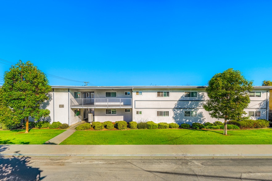 More Photos Of 127 Agnes Ave, Santa Maria Apartments For Sale