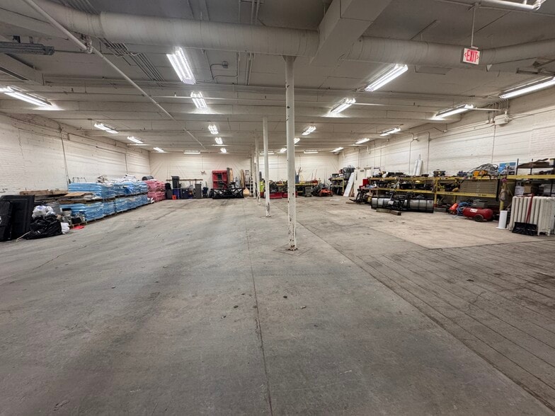 More Photos Of 334 Ontario St, Albany Warehouse For Sale