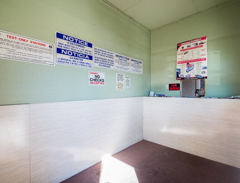 More Photos Of 401-409 N E St, Madera Warehouse For Sale