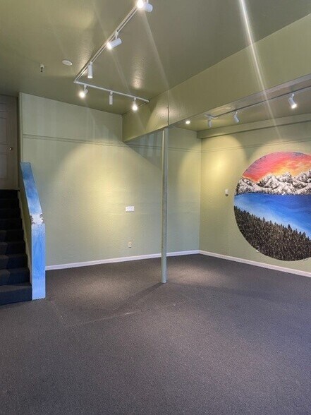 More Photos Of 605 Highway 50, Zephyr Cove Storefront For Lease