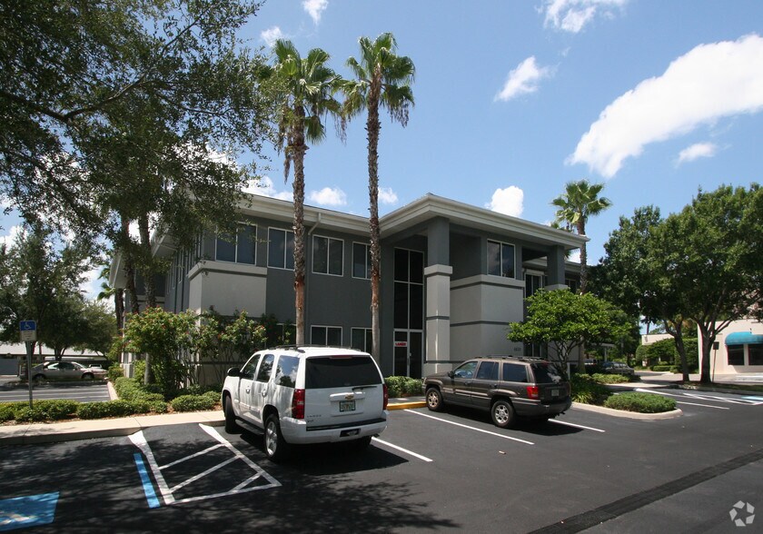 More Photos Of 5632 Bee Ridge Rd, Sarasota Office For Lease