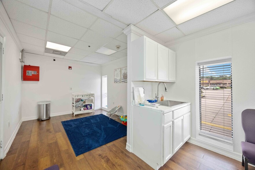 More Photos Of 7746 Almeda Genoa Rd, Houston Religious Facility For Sale