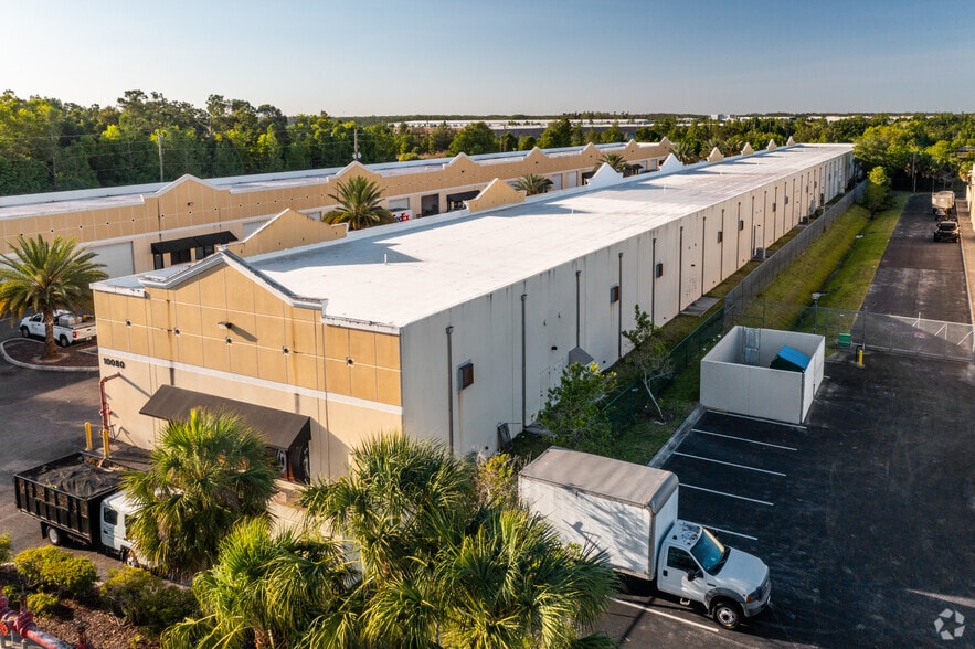 More Photos Of 10080 Intercom Dr, Fort Myers Warehouse For Lease