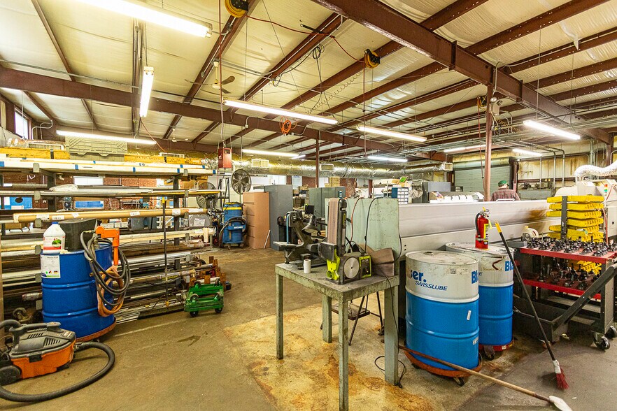 More Photos Of 1434 Farrington Rd, Apex Light Manufacturing For Sale