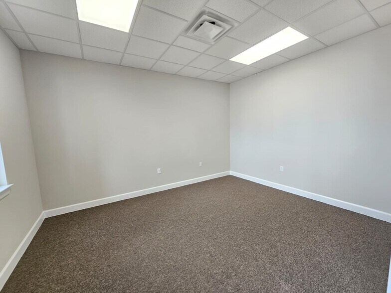 More Photos Of 25145 Star Lane, Katy Medical For Lease