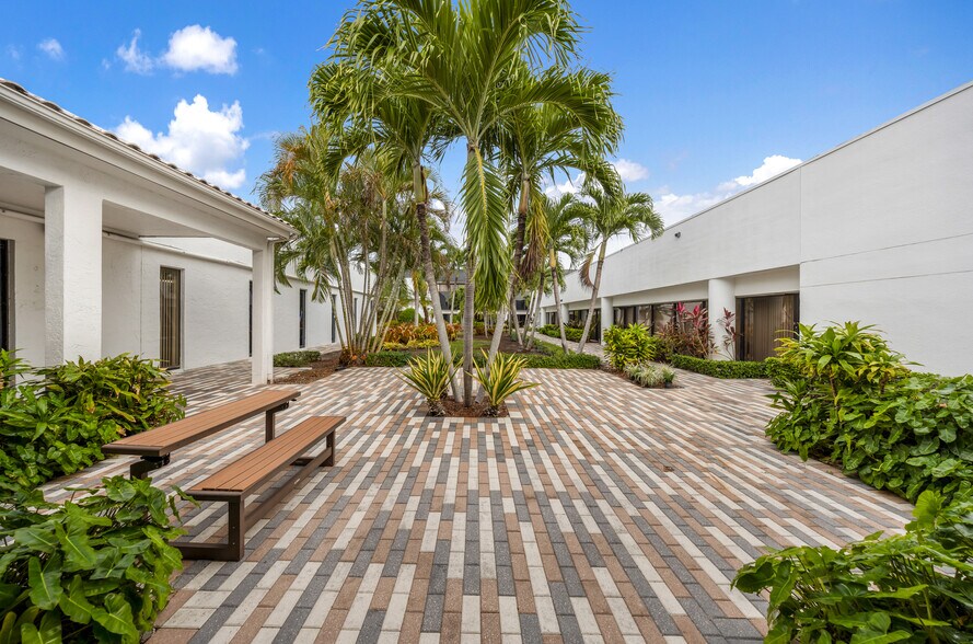 More Photos Of 2005 W Cypress Creek Rd, Fort Lauderdale Unknown For Lease