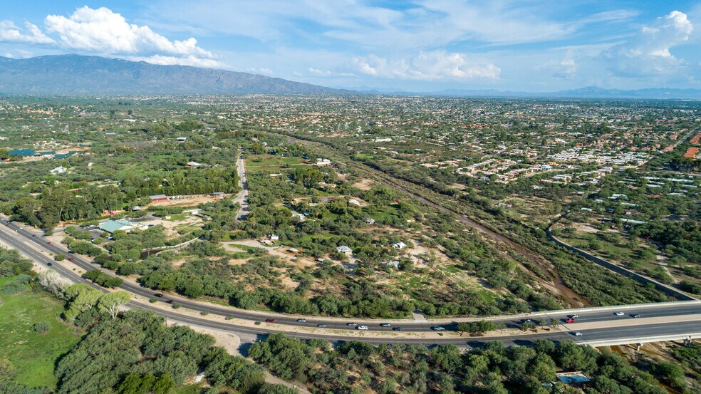 More Photos Of 8050 E Tanque Verde Rd, Tucson Land For Sale