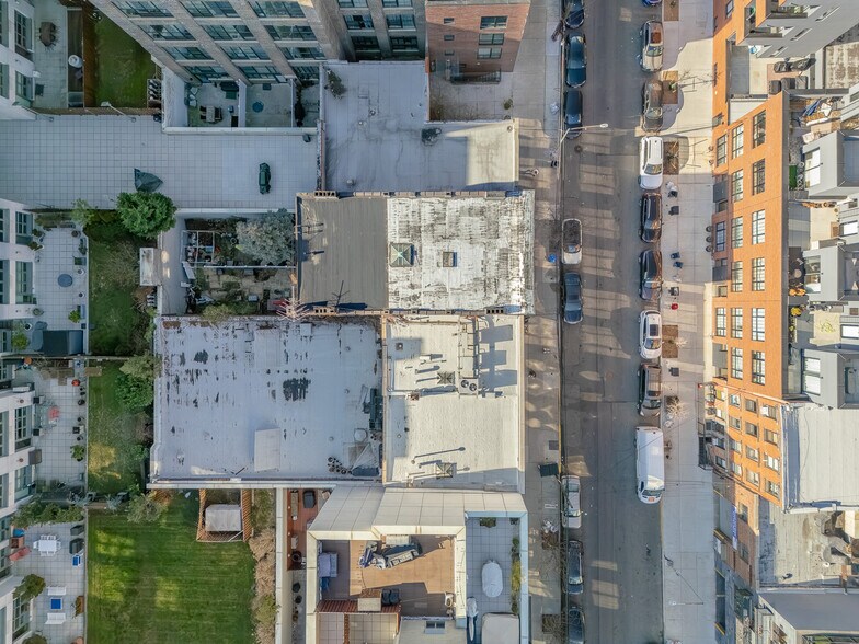 More Photos Of 5-16 47th Rd, Long Island City Apartments For Sale