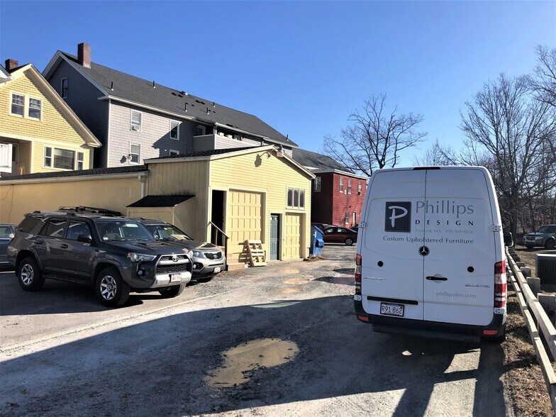 More Photos Of 95 Commonwealth Ave, Concord Storefront Retail Office For Sale