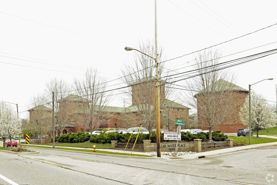 More Photos Of 1430 Monroe Ave NW, Grand Rapids Office For Lease