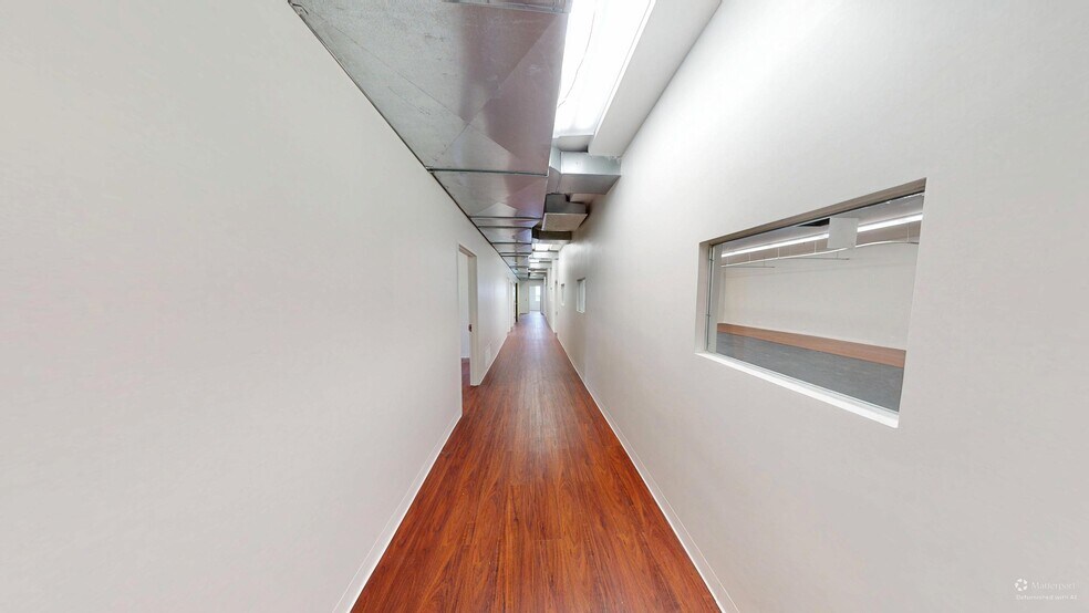 More Photos Of 2625 E 14th St, Brooklyn Office For Lease