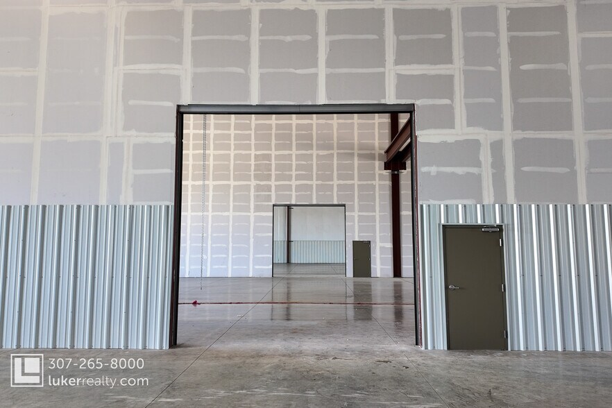 More Photos Of 6214 Tonkawa Trl, Bar Nunn Warehouse For Sale