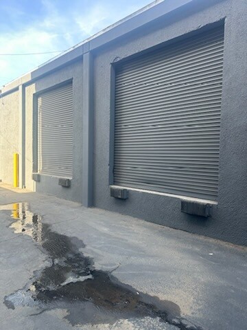 More Photos Of 1800 E 16th St, Los Angeles Warehouse For Lease