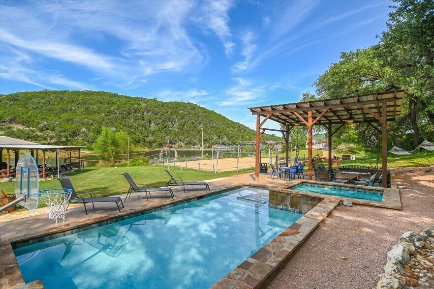 More Photos Of 13401 Bullick Hollow Rd, Austin Specialty For Sale