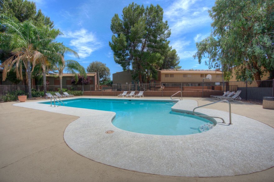 More Photos Of 6666 E Golf Links Rd, Tucson Apartments For Sale