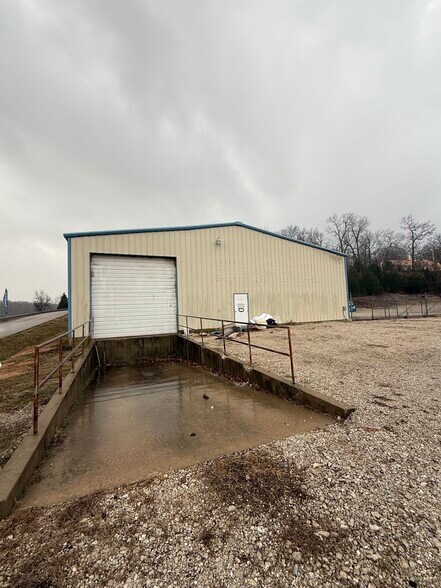 More Photos Of 3861 US-54, Linn Creek Industrial For Lease