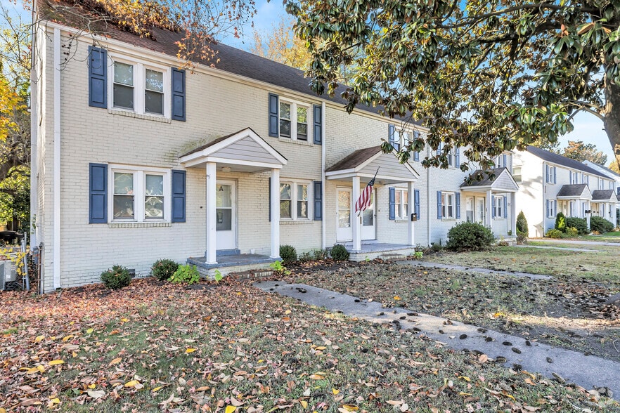 More Photos Of 307 W Little Creek Rd, Norfolk Apartments For Sale