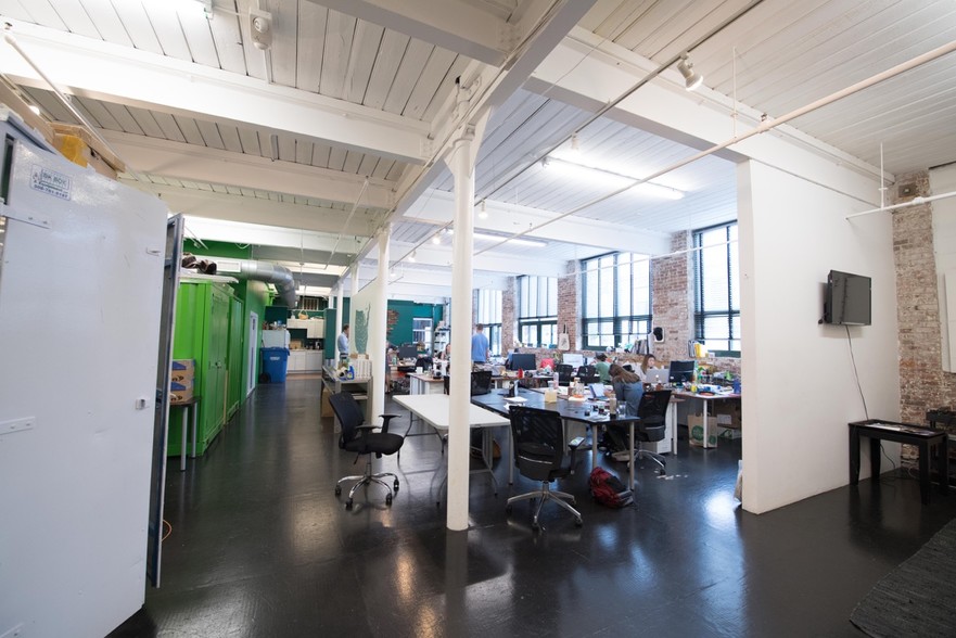 More Photos Of 840 Summer St, Boston Research And Development For Lease