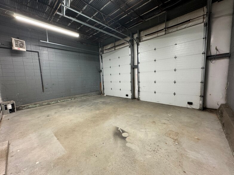 More Photos Of 110 Newton Bridge Rd, Athens Warehouse For Lease