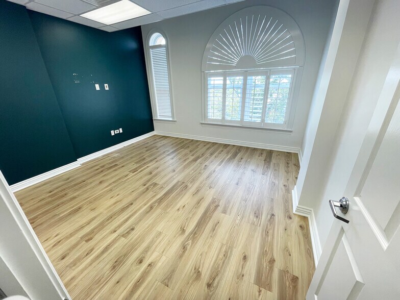 More Photos Of 250 W Center St, Provo Office Residential For Lease