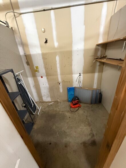 More Photos Of 5484 Cliff Gookin Blvd, Tupelo Flex For Lease