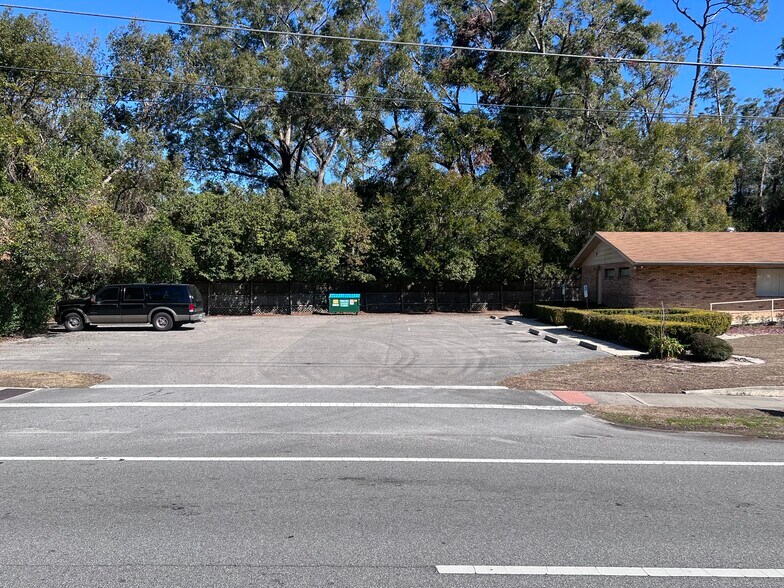 More Photos Of 420 NE Santa Fe Blvd, High Springs Medical For Lease