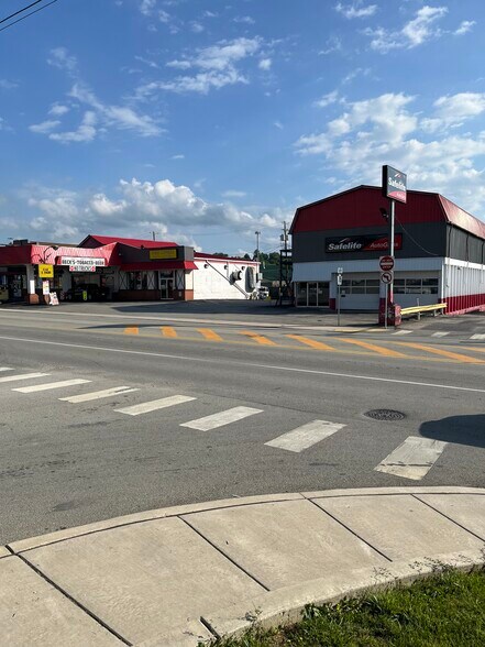 Primary Photo Of 855 Jefferson Ave, Washington Convenience Store For Sale