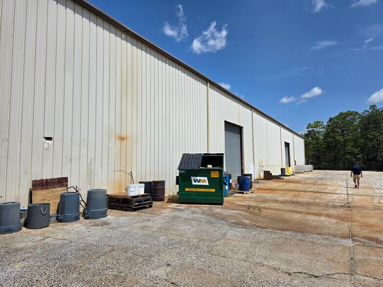More Photos Of 9646 Highway 20 W, Freeport Distribution For Sale