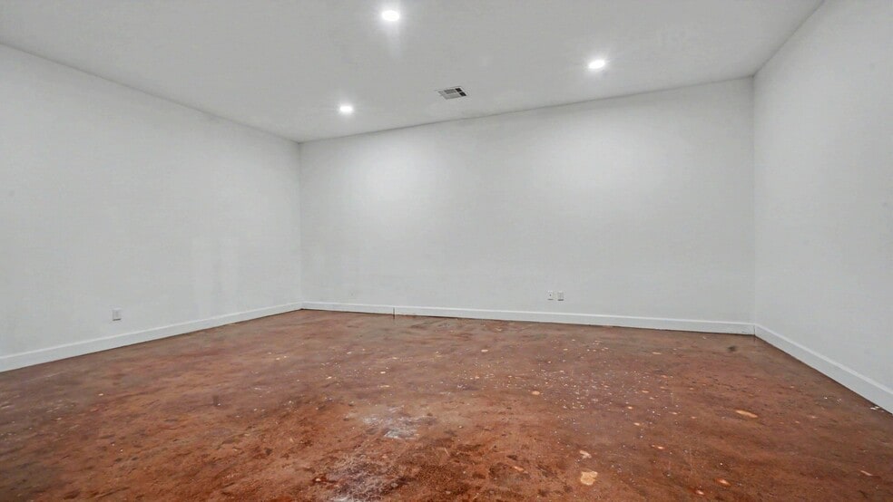 More Photos Of 619 Jackson, Pasadena Storefront Retail Office For Sale