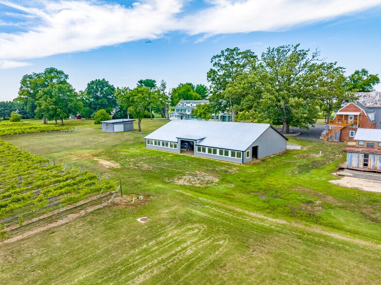 More Photos Of 27058 Mount Pleasant Rd, Columbus Winery Vineyard For Sale