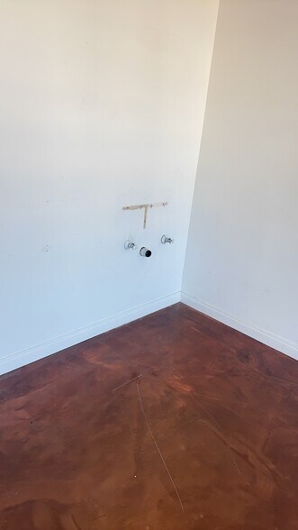 More Photos Of 848 N La Cienega Blvd, Los Angeles Unknown For Lease