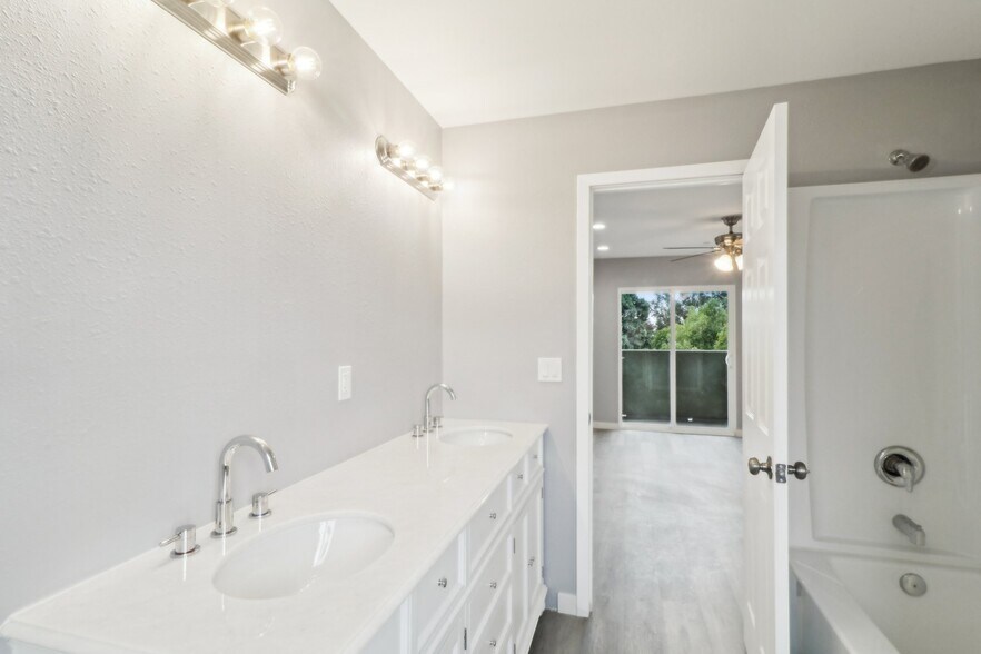 More Photos Of 312 S 49th St, San Diego Apartments For Sale