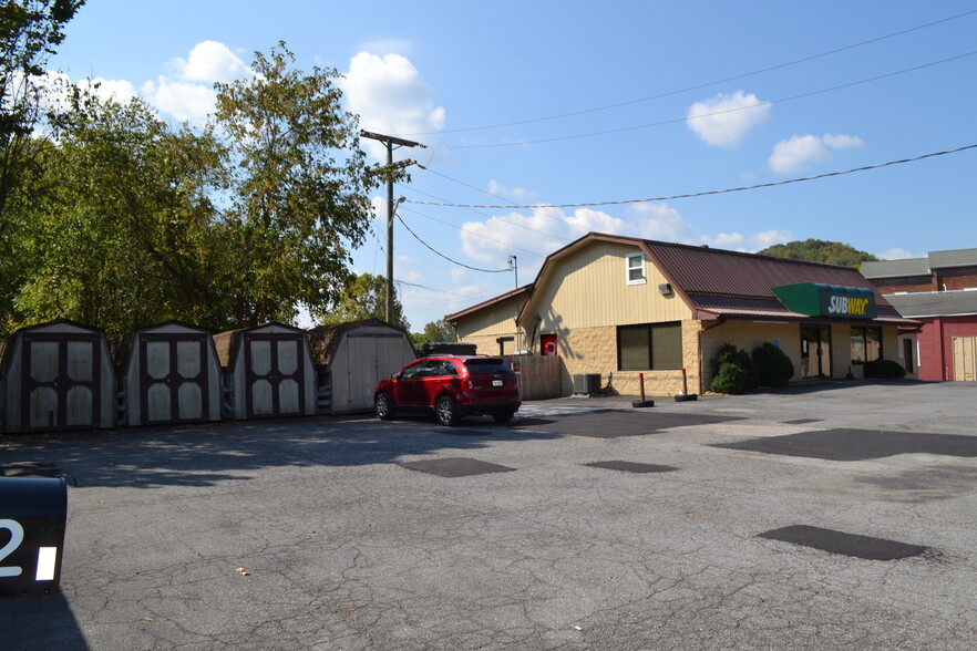 More Photos Of 5976 Virginia Ave, Pembroke Storefront Retail Residential For Sale