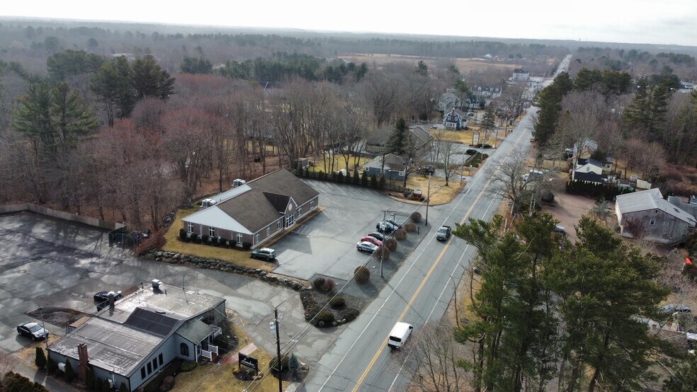More Photos Of 406 Turnpike St, South Easton Office For Lease
