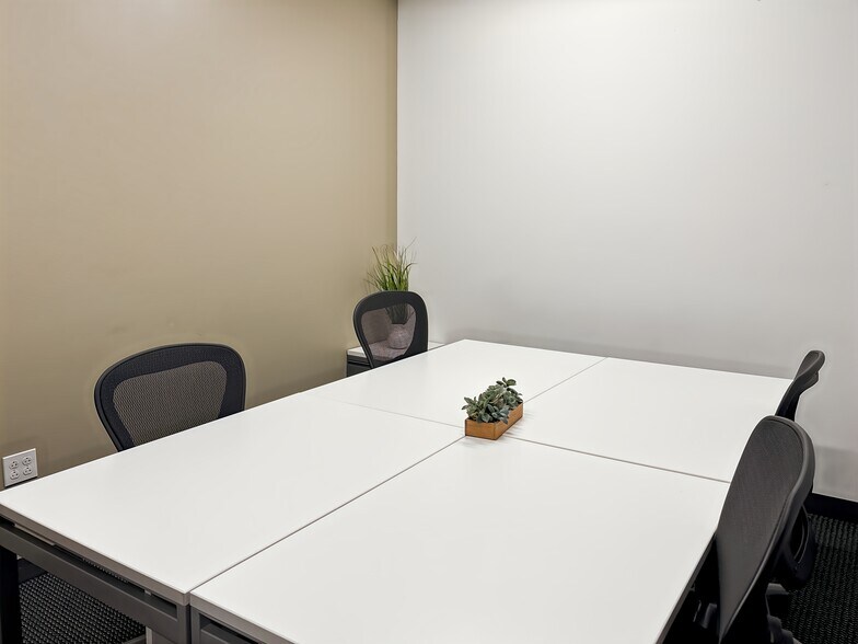 More Photos Of 440 Stevens Ave, Solana Beach Coworking Space