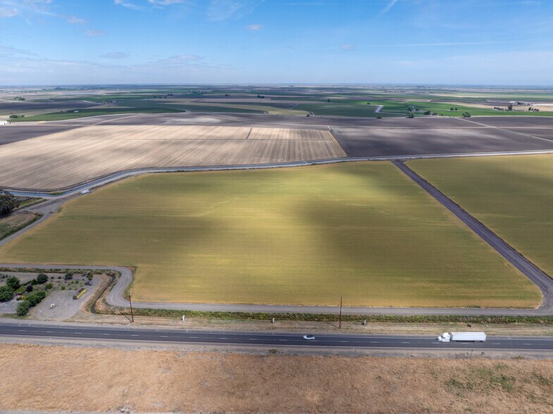 More Photos Of Cozzi Ave & Hwy 33 hwy, Dos Palos Land For Sale