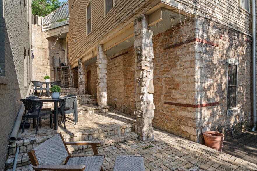 More Photos Of 702 San Antonio St, Austin Loft Creative Space For Lease