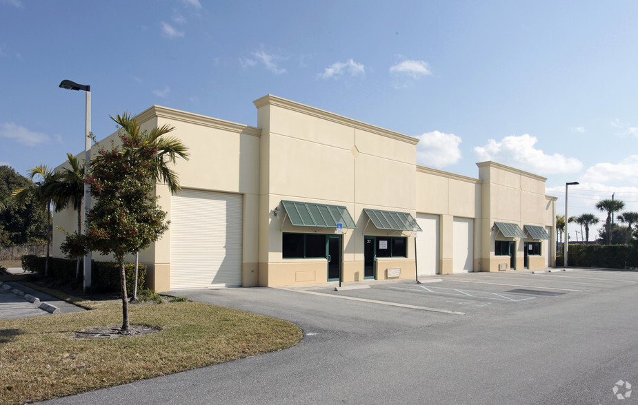 Primary Photo Of 4711 N Australian Ave, Mangonia Park Warehouse For Lease