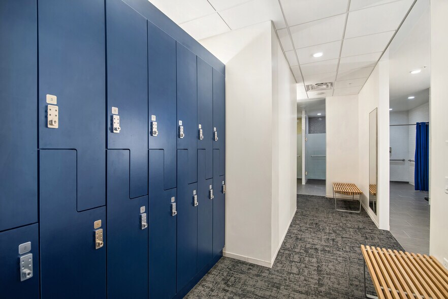 More Photos Of 5599 San Felipe St, Houston Office For Sale