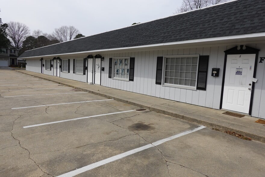 More Photos Of 1806 Hayward Ave, Chesapeake Loft Creative Space For Lease