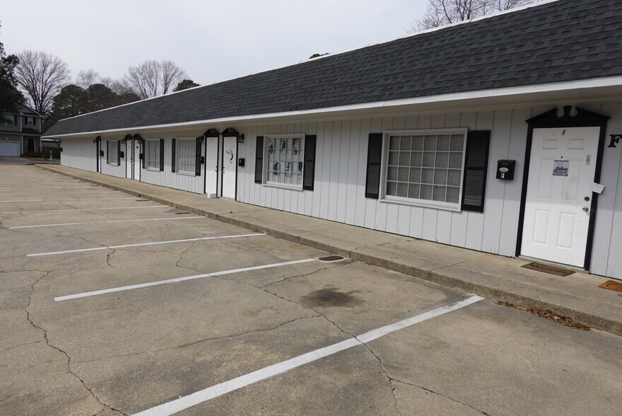 More Photos Of 1806 Hayward Ave, Chesapeake Loft Creative Space For Lease