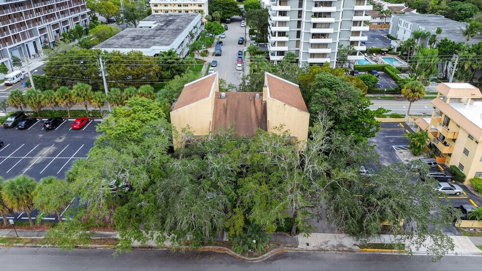 More Photos Of 7420 SW 59th Ave, South Miami Apartments For Sale