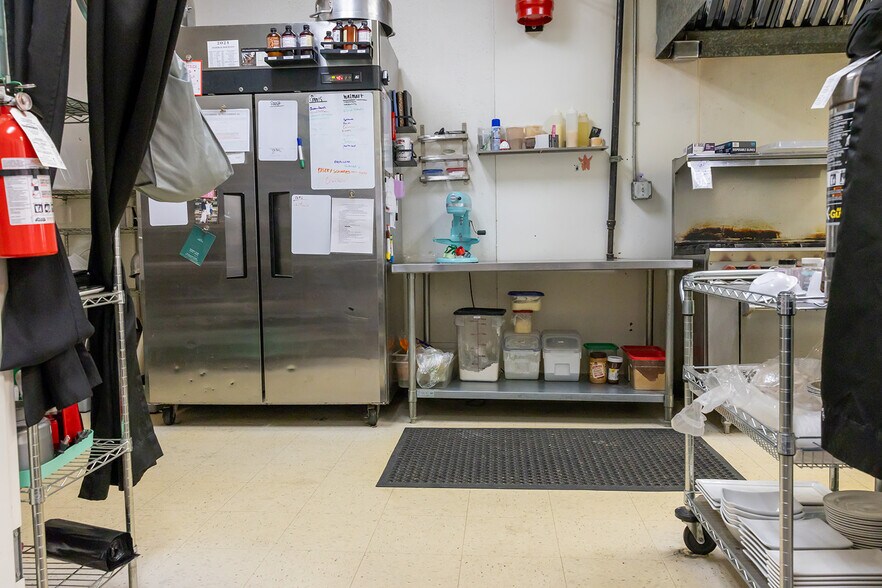 More Photos Of 112-118 SW 6th Ave, Amarillo Storefront For Lease