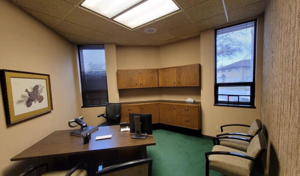 More Photos Of 115 N Third St, Fairbury Bank For Sale