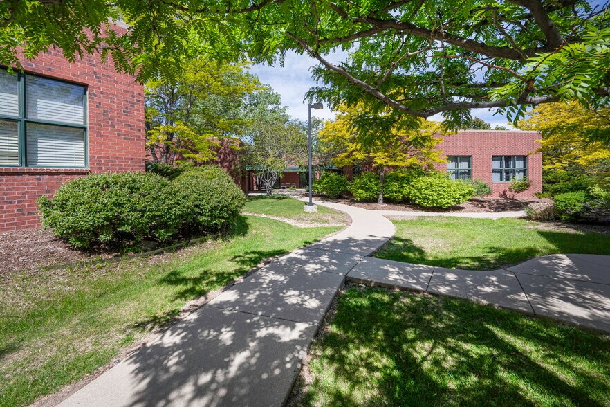 More Photos Of 88 Inverness Cir E, Englewood Office For Lease